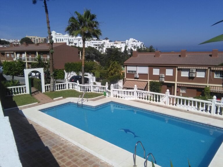 Apartament, Mieszkanie na parterze w Torremolinos Hiszpania E D B Fc C B B D Aa