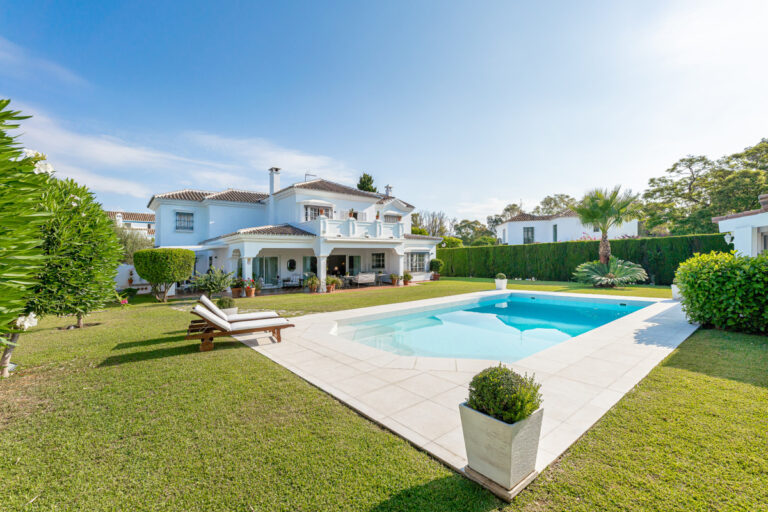 Wolnostojąca willa: oferta sprzedaży w Estepona, Hiszpania E D B Fc C B B D Aa