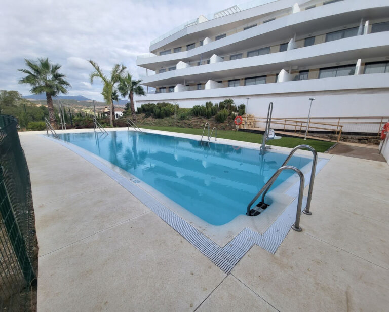Estepona, Hiszpania: Apartament na parterze do zakupu E D B Fc C B B D Aa
