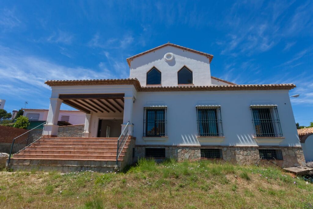 Benalmadena: Przestronny dom/willa na sprzedaż, Hiszpania E D B Fc C B B D Aa
