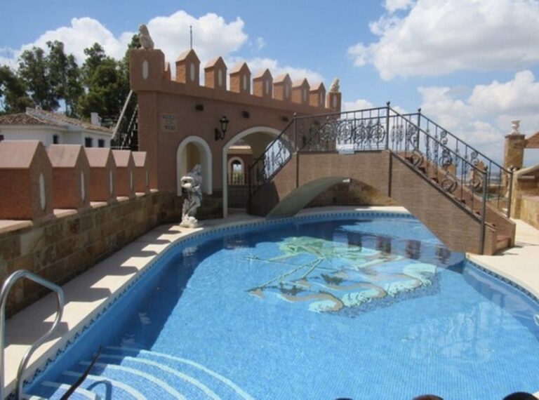 Finca , Cortijo, Dom w Malaga Hiszpania E D B Fc C B B D Aa