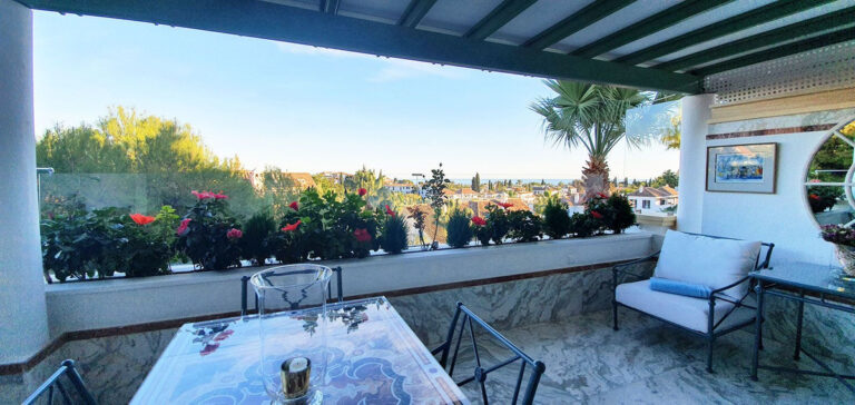 Apartament na sprzedaż w Marbella, środkowe piętro, Hiszpania E D B Fc C B B D Aa