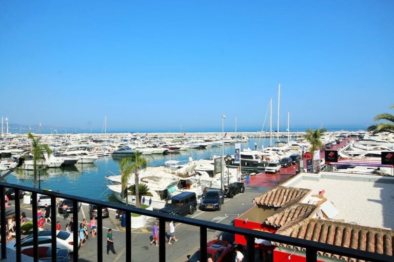 Puerto Banús, Hiszpania: Apartament, środkowe piętro, na sprzedaż E D B Fc C B B D Aa