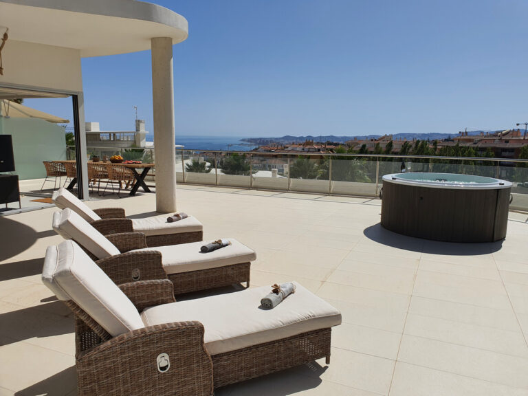 Penthouse w Benalmadena, Hiszpania na sprzedaż E D B Fc C B B D Aa