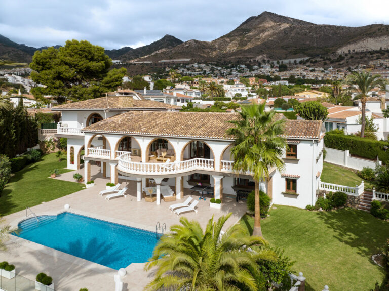 Elegancka willa wolnostojąca w Benalmadena, Hiszpania E D B Fc C B B D Aa