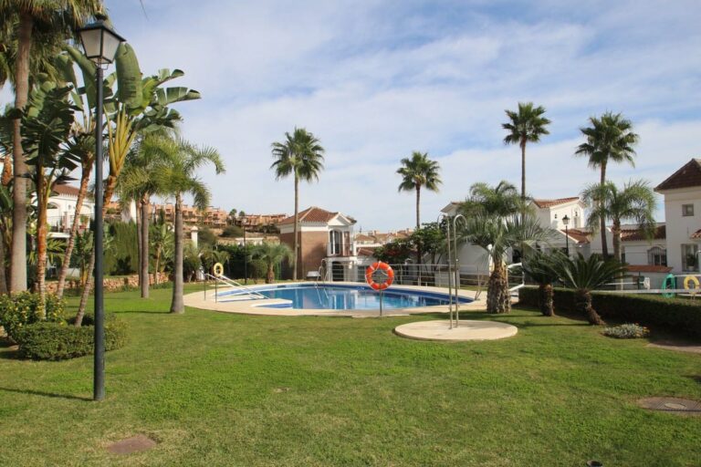 House, Semi, Detached House in Riviera del Sol Hiszpania E D B Fc C B B D Aa