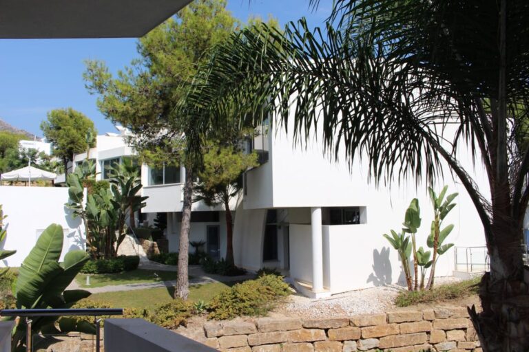 House, Semi, Detached House in Sierra Blanca Hiszpania E D B Fc C B B D Aa
