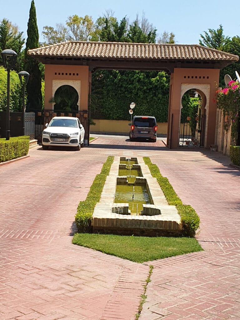 Apartament, Mieszkanie na parterze w Guadalmina Baja Hiszpania E D B Fc C B B D Aa