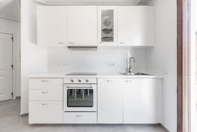 Mieszkanie na parterze: Nueva Andalucía, Hiszpania E D B Fc C B B D Aa