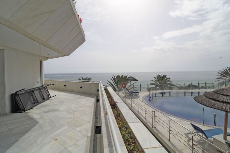Marbella: Sprzedaż apartamentu na środkowym piętrze, Hiszpania E D B Fc C B B D Aa