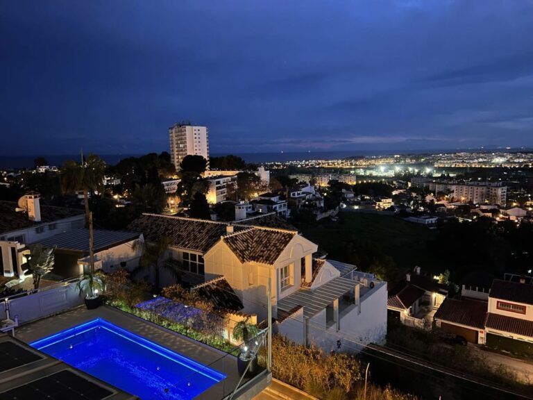 Na sprzedaż wolnostojąca willa w Nueva Andalucía, Hiszpania E D B Fc C B B D Aa