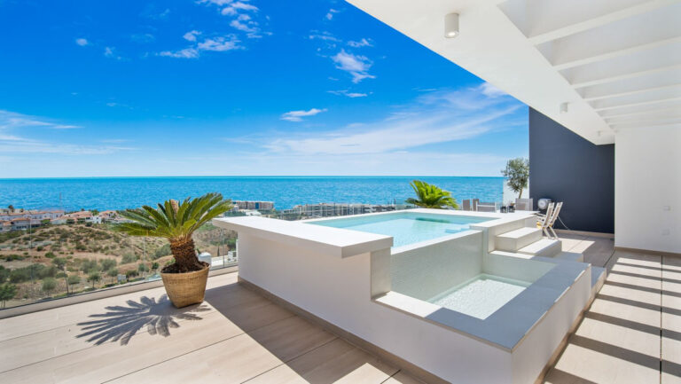 Wyjątkowy penthouse w sercu Fuengirola, Hiszpania E D B Fc C B B D Aa