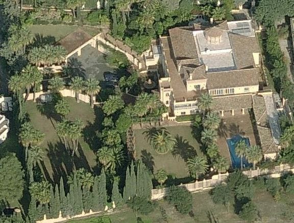 Willa z przestrzenią zieloną w Nueva Andalucía, Hiszpania E D B Fc C B B D Aa