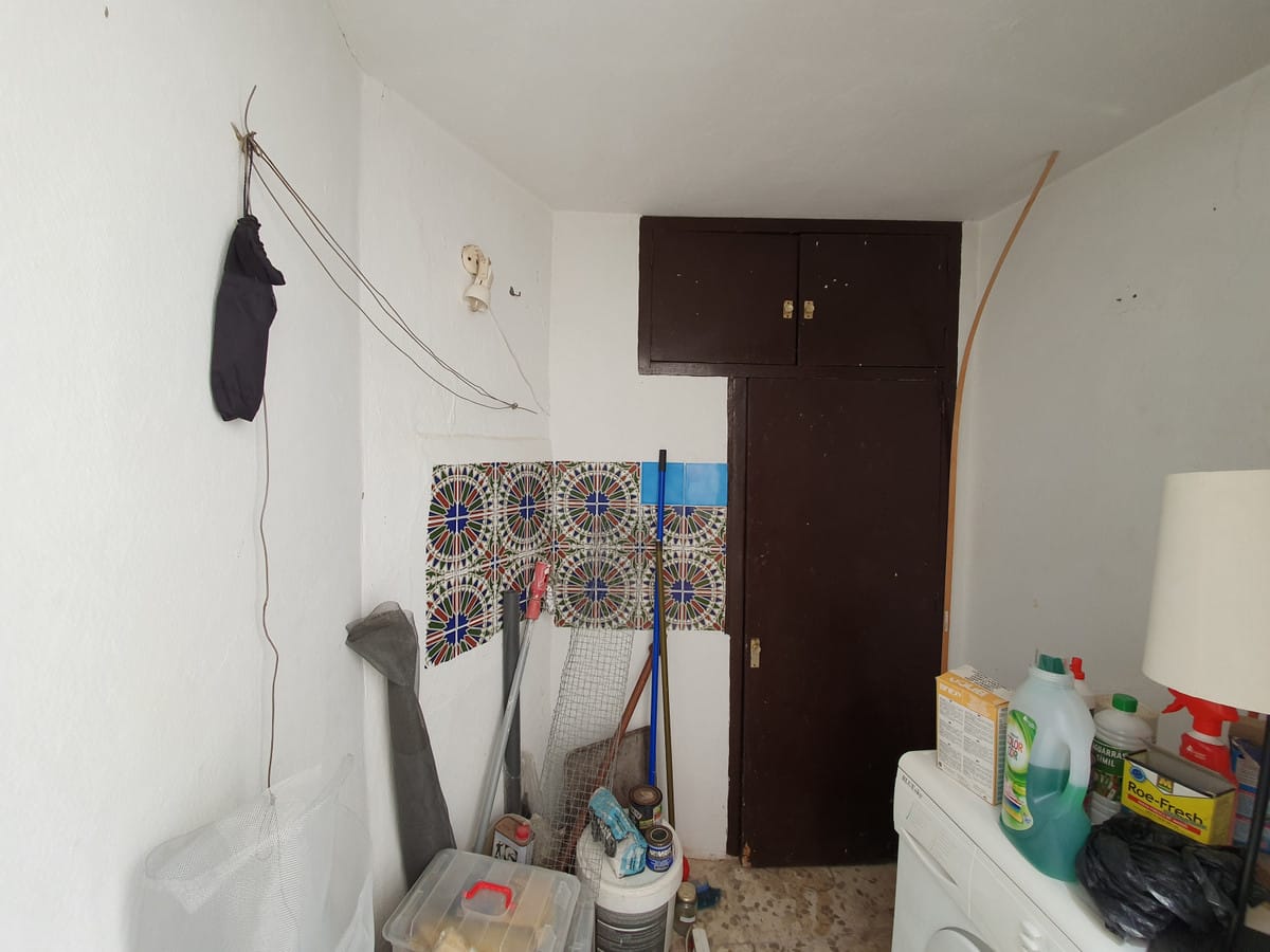 Dom, kamienica w Manilva Hiszpania Bb D Cb Dcdc B Ab C