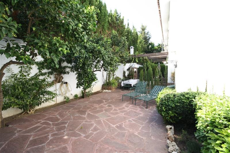 Detached Villa, House in Los Monteros Hiszpania Bb D Cb Dcdc B Ab C