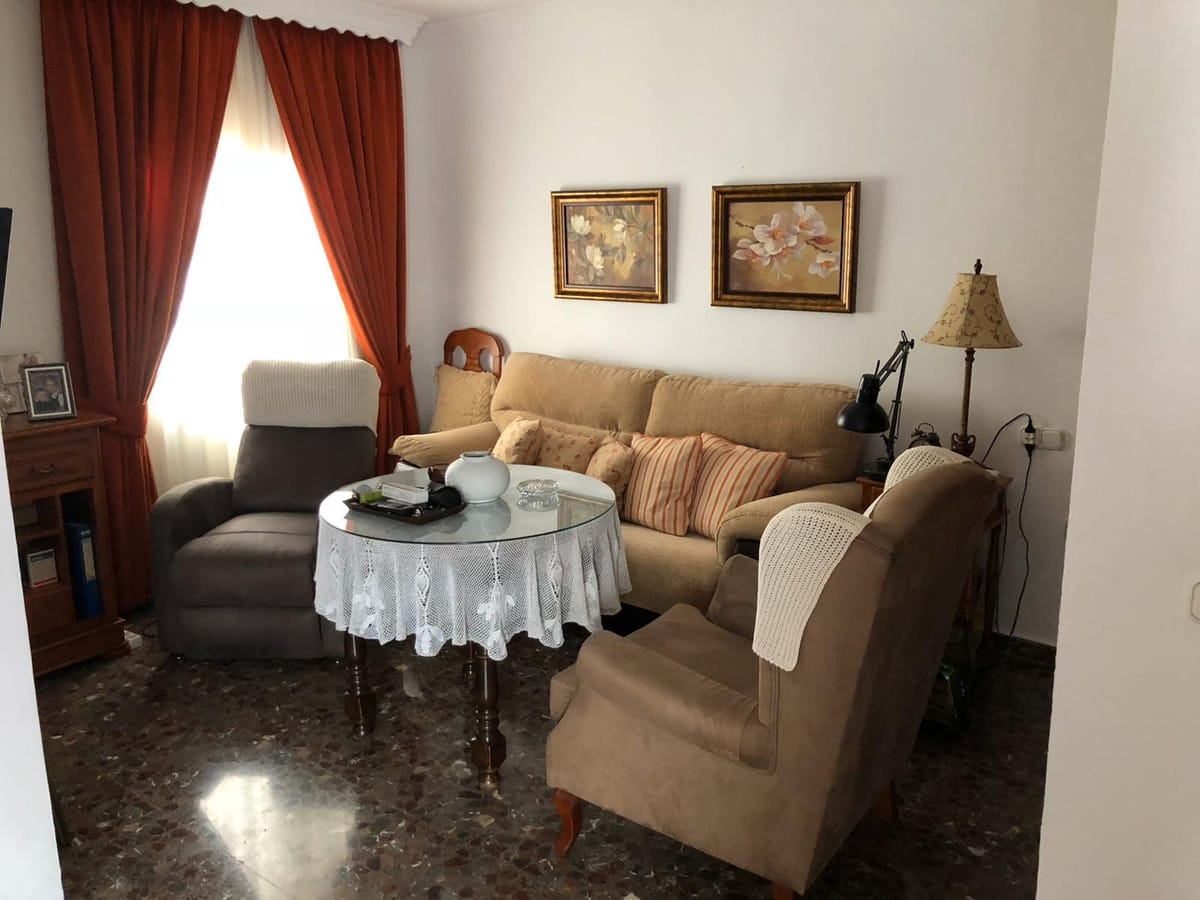 Wyjątkowy dom dostępny w Estepona, Hiszpania Bb D Cb Dcdc B Ab C