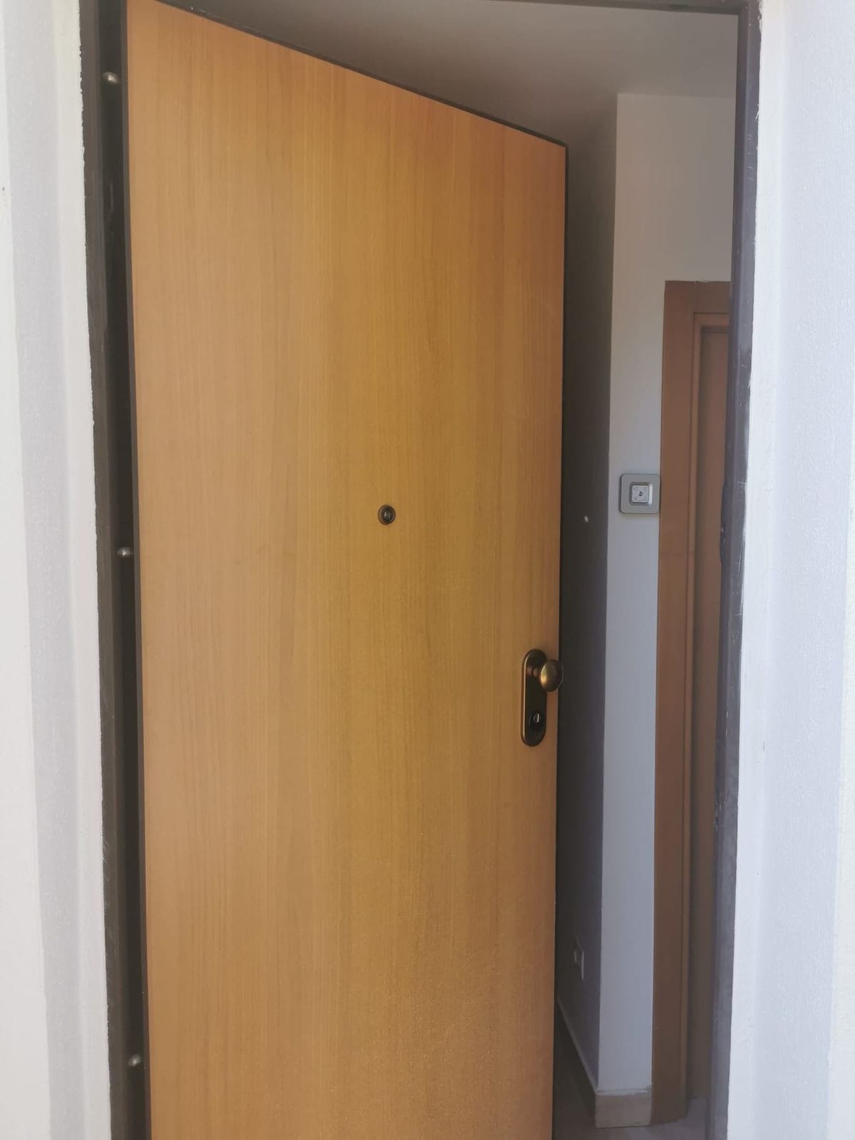 Parterowy apartament z tarasem w Manilvie, Hiszpania A Ad A Cb A D A