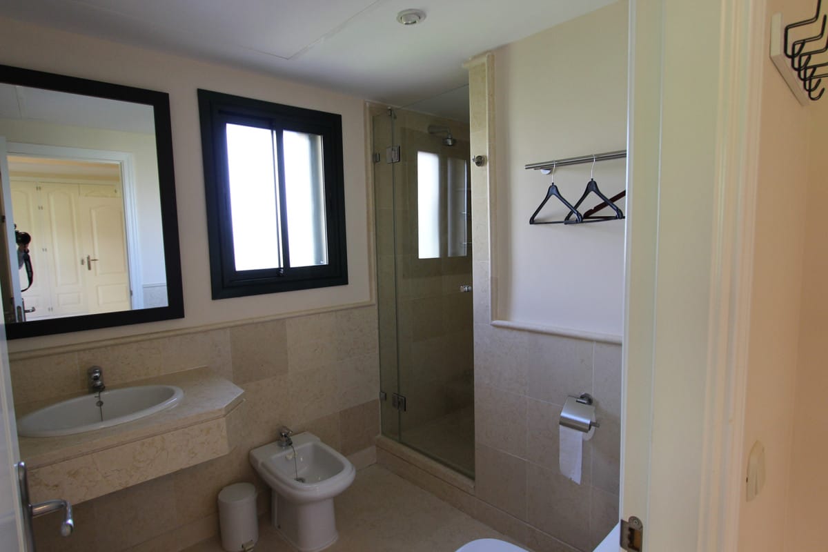 Penthouse w Benahavís, Hiszpania na sprzedaż A Ad A Cb A D A