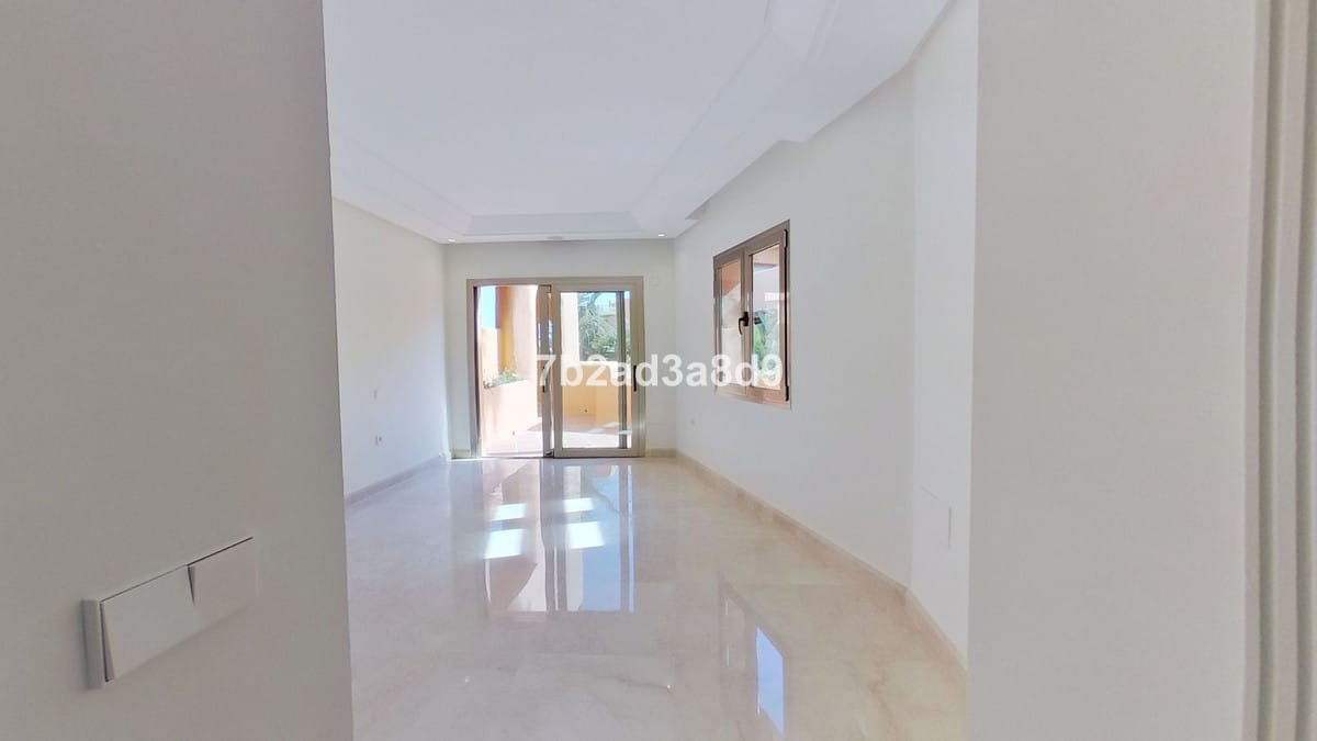 Apartament, penthouse w Los Monteros Hiszpania Fcab C B Cd E