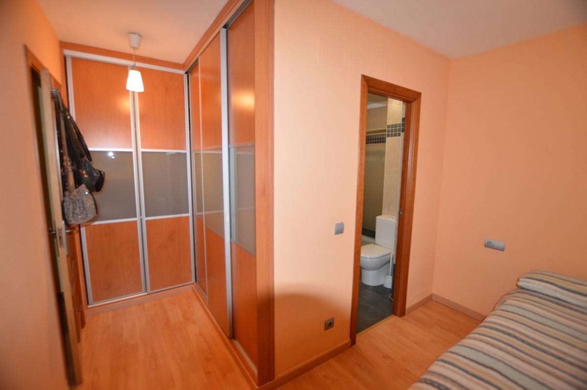 Apartament, Apartament na środkowym piętrze w Los Boliches Hiszpania Fd Dea Db C Ca B A