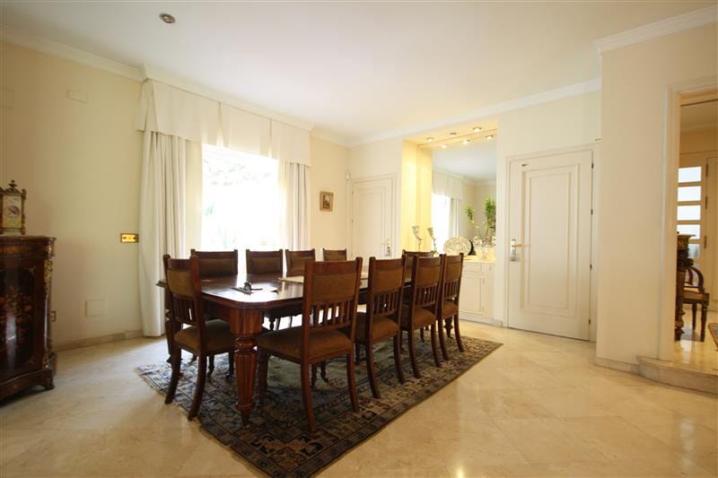Detached Villa, House in Los Monteros Hiszpania Fd Dea Db C Ca B A