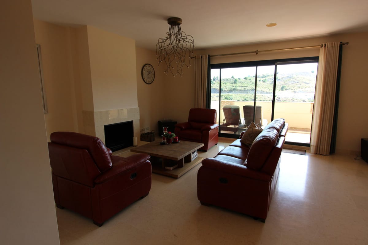 Penthouse w Benahavís, Hiszpania na sprzedaż Fd Dea Db C Ca B A