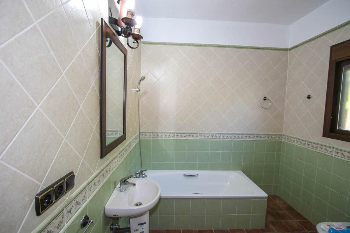 Detached Villa, House in Pizarra Hiszpania Fd Dea Db C Ca B A