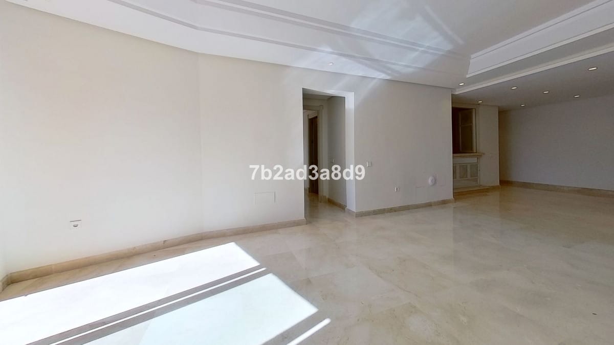 Apartament, penthouse w Los Monteros Hiszpania D Dc C D Be E Dfe C F D