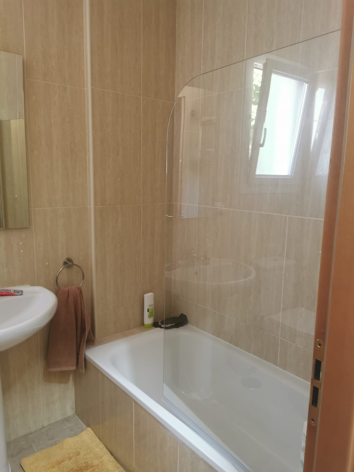 Parterowy apartament z tarasem w Manilvie, Hiszpania D Dc C D Be E Dfe C F D