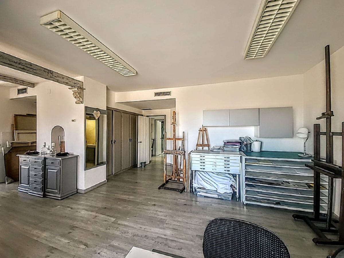 Apartament na środkowym piętrze w Puerto Banús, Hiszpania do sprzedania D Dc C D Be E Dfe C F D