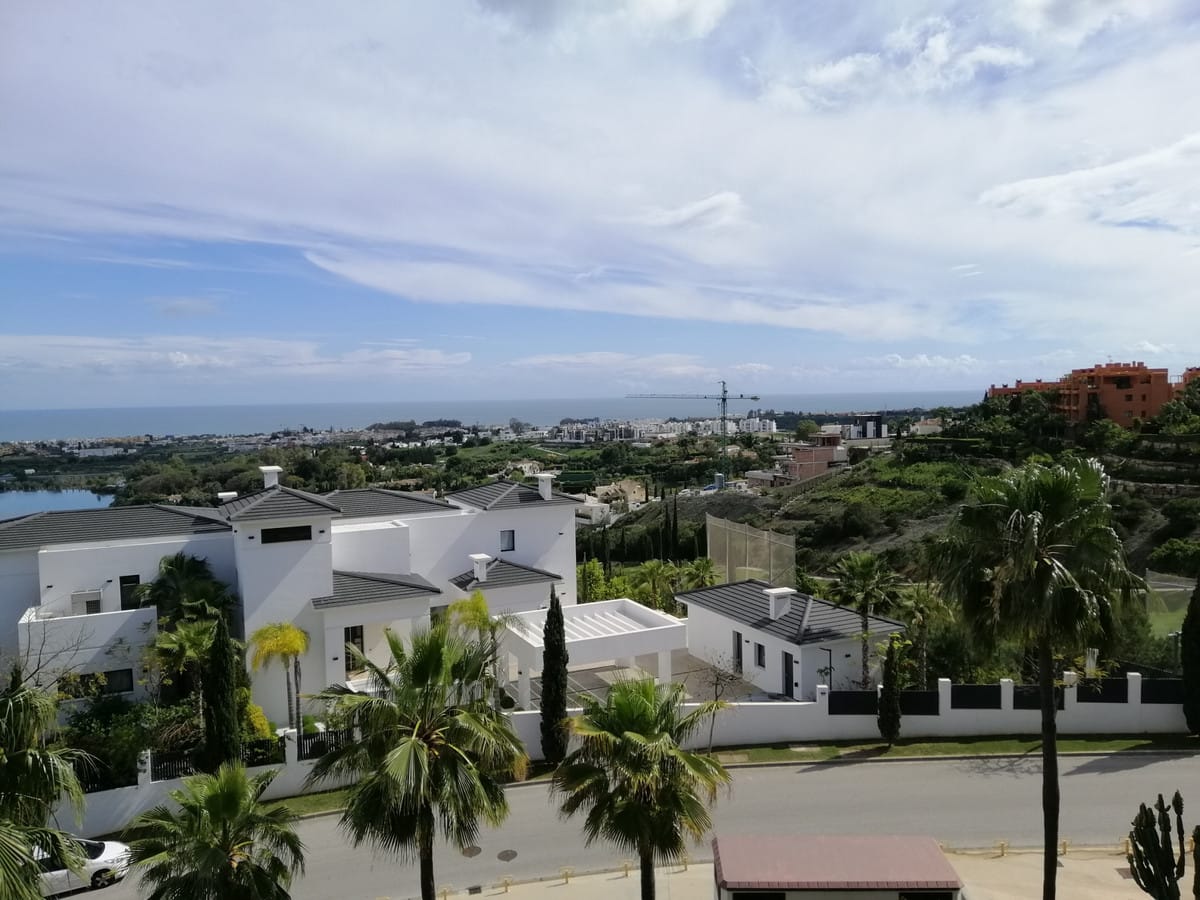 Apartament, penthouse w Benahavís Hiszpania D Dc C D Be E Dfe C F D