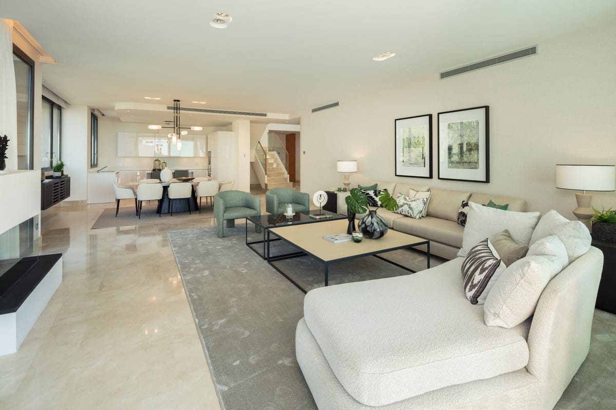 Penthouse w Sierra Blanca Hiszpania D F F F F E B Fdd B D