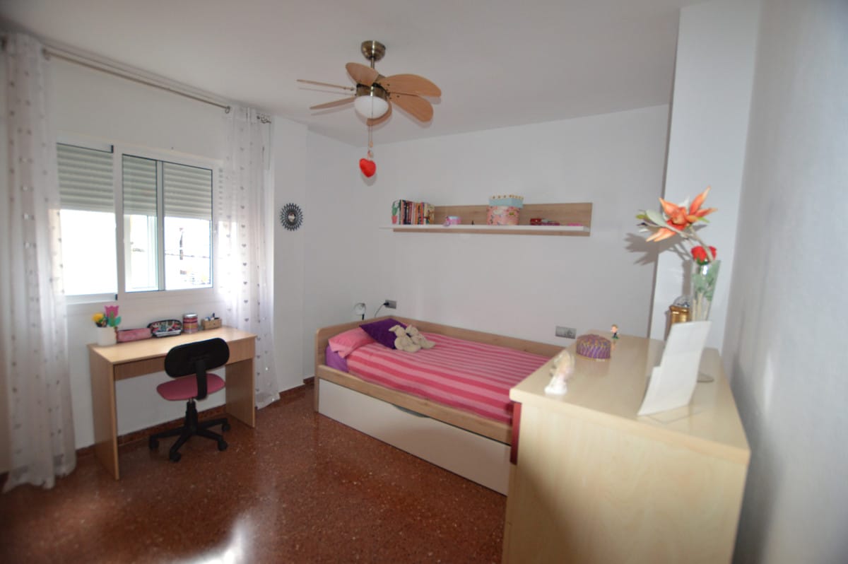 Apartament, Apartament na środkowym piętrze w Los Boliches Hiszpania D F F F F E B Fdd B D