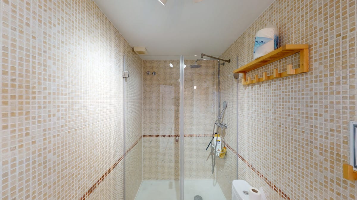 Apartament, penthouse w Almayate Hiszpania D F F F F E B Fdd B D