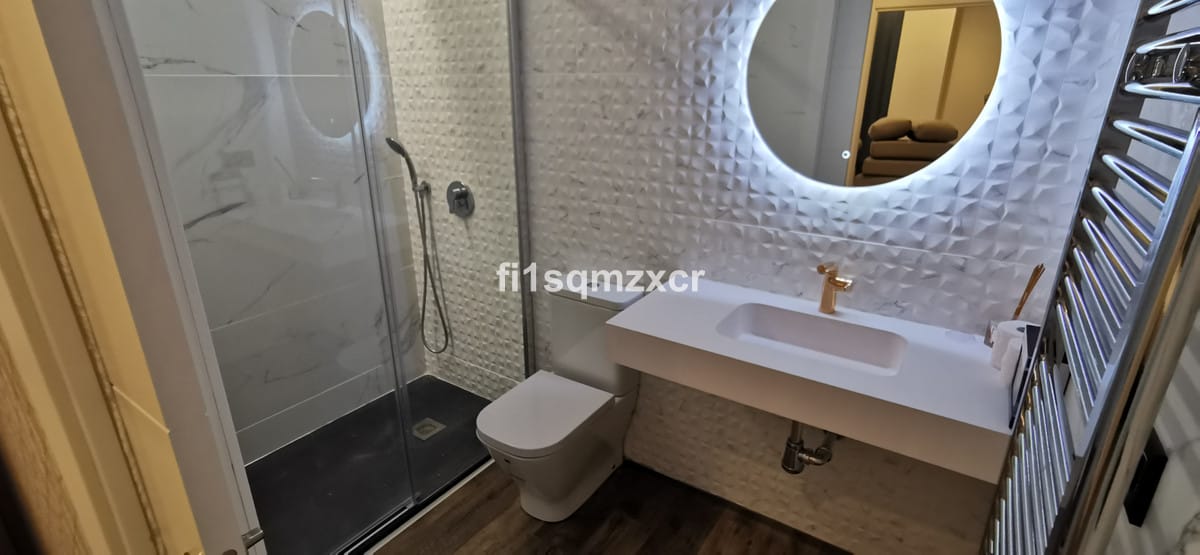 Apartament, Mieszkanie na parterze w La Carihuela Hiszpania D F F F F E B Fdd B D