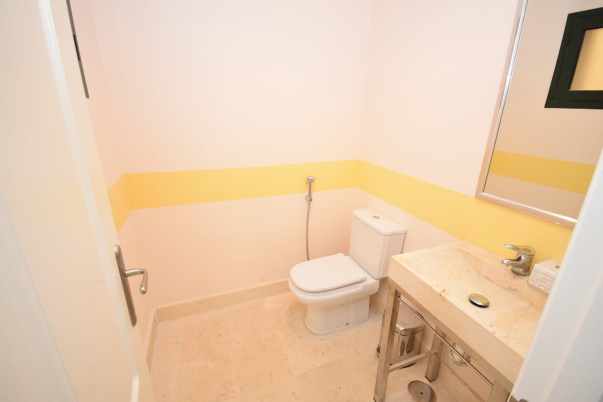 Przestronny apartament parterowy w Benahavís, Hiszpania Ec B Bf B Ce A