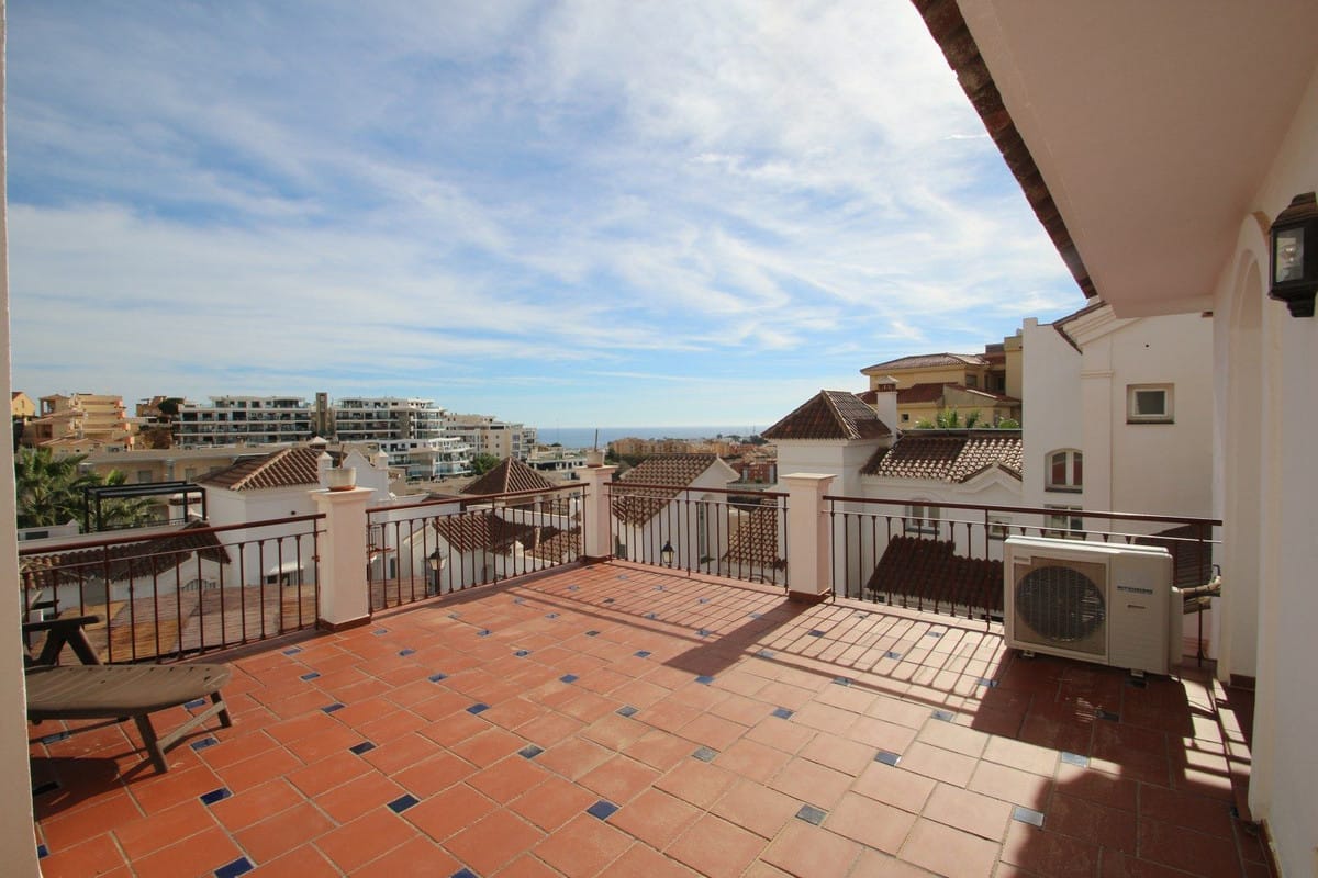 House, Semi, Detached House in Riviera del Sol Hiszpania Ec B Bf B Ce A