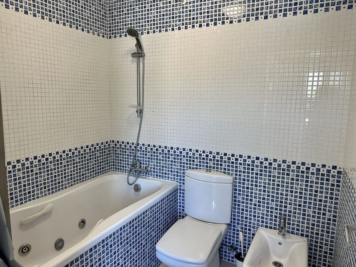 Urokliwa willa w El Rosario - Oferta sprzedaży, Hiszpania Ec B Bf B Ce A