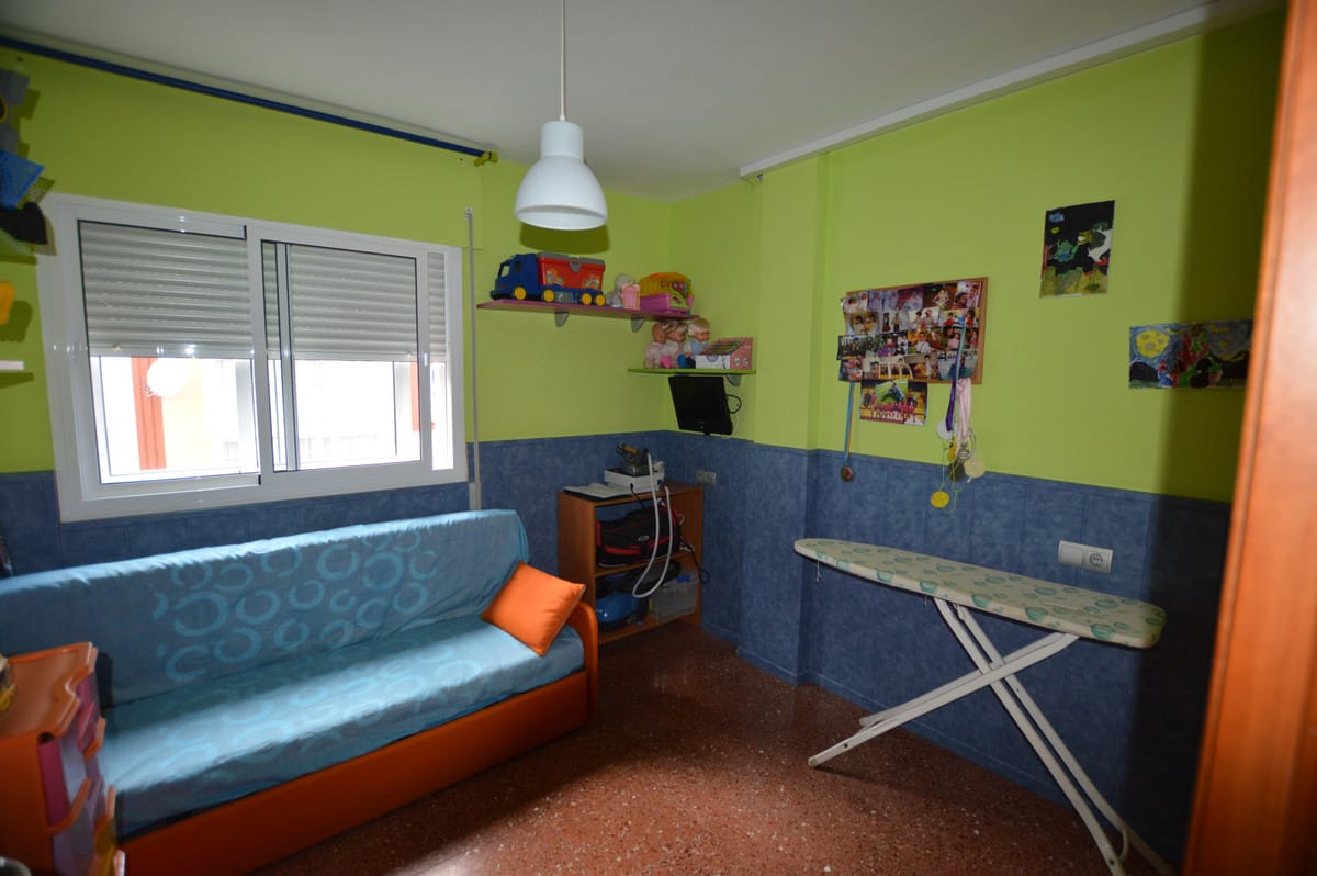 Apartament, Apartament na środkowym piętrze w Los Boliches Hiszpania Dd Fcd F Eb Dfa F E C E