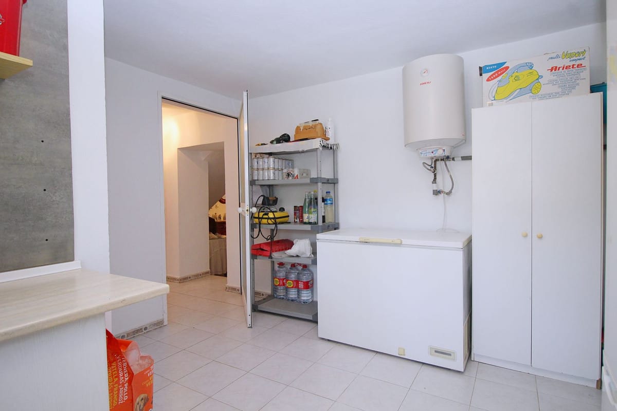 Detached Villa, House in Villafranco del Guadalhorce Hiszpania Dd Fcd F Eb Dfa F E C E