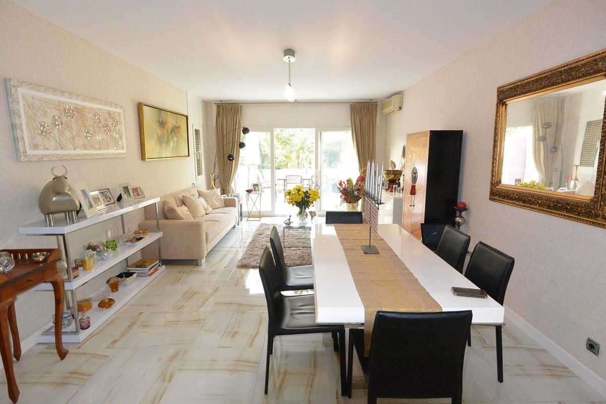 Costa del Sol: Apartament w The Golden Mile na sprzedaż Dd Fcd F Eb Dfa F E C E