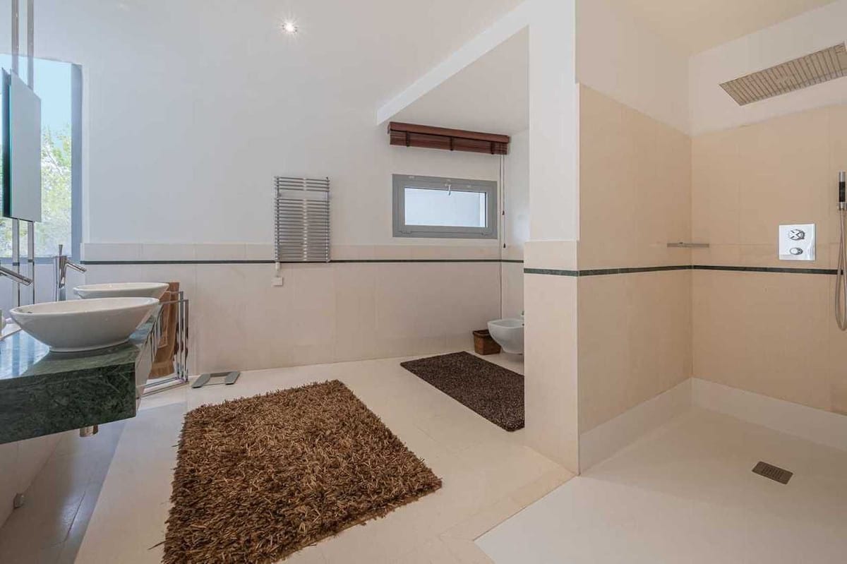 Townhouse w Sierra Blanca, Hiszpania na sprzedaż Cc F C E Ff D B E