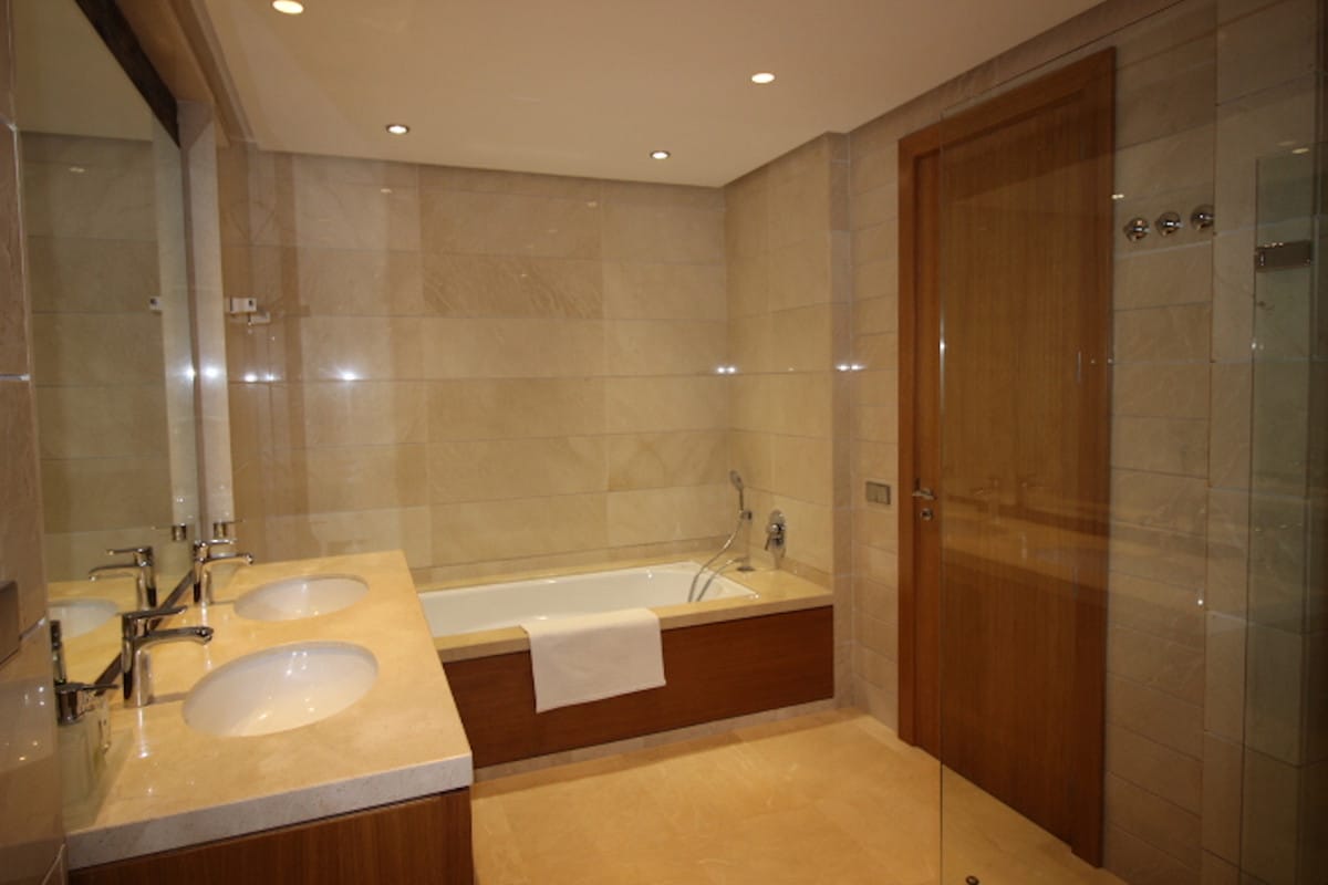 Apartament na parterze w Sierra Blanca, Hiszpania D Ed Da A D C D E D