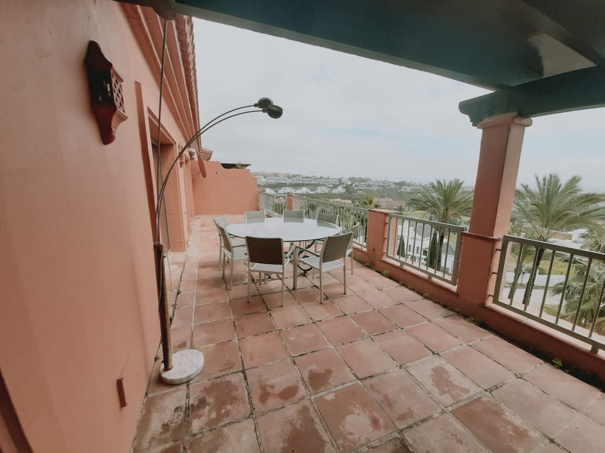 Apartament, penthouse w Benahavís Hiszpania D Ed Da A D C D E D