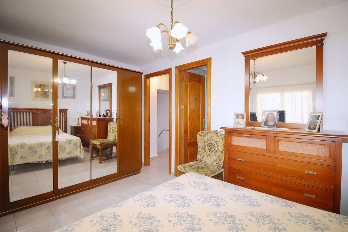 Detached Villa, House in Villafranco del Guadalhorce Hiszpania D F Cbe Ba Cd Fec Fba Ad