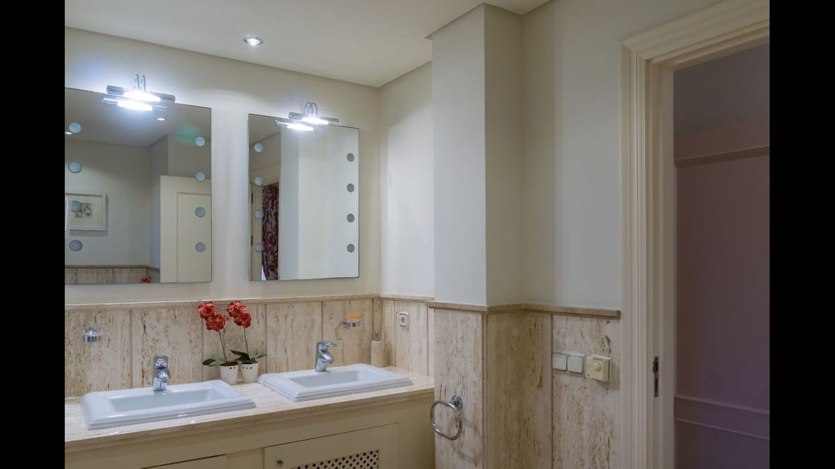 Detached Villa, House in Hacienda Las Chapas Hiszpania C E C B F Ec Ee F Ddb