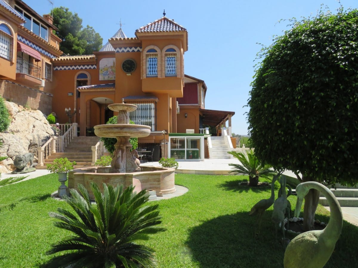 Detached Villa, House in Málaga Hiszpania C E C B F Ec Ee F Ddb