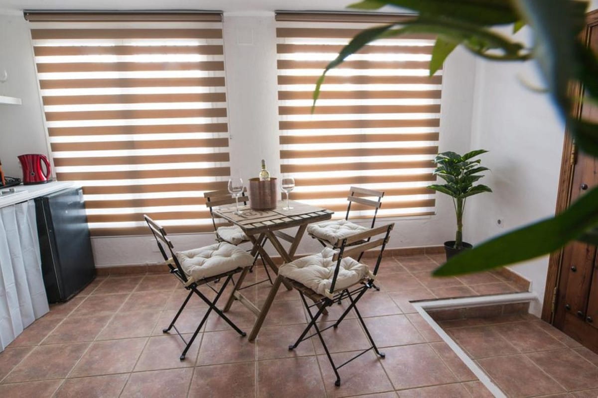 Pół bliźniaka w eleganckim Nagüeles, Hiszpania Bcf E E Bab F A Ac Ac