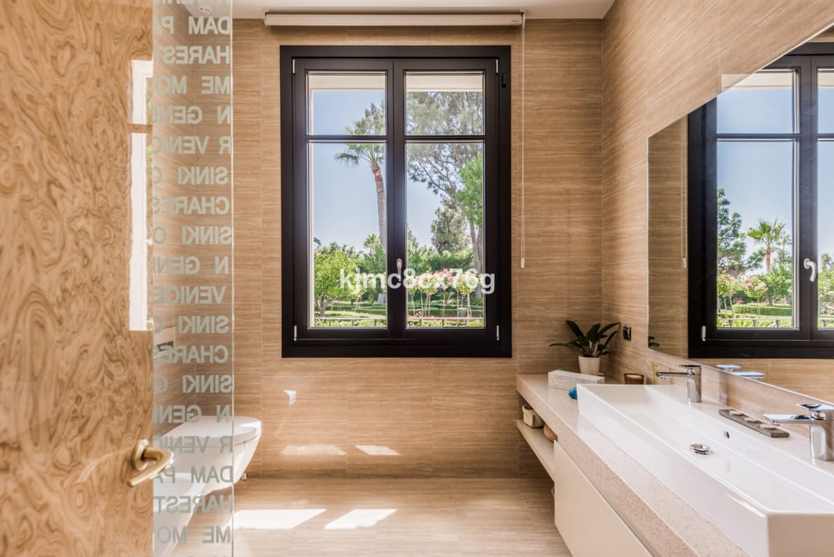 Elegancka willa w Hacienda Las Chapas, Hiszpania - Nieruchomość w Hacienda Las Chapas Bcf E E Bab F A Ac Ac