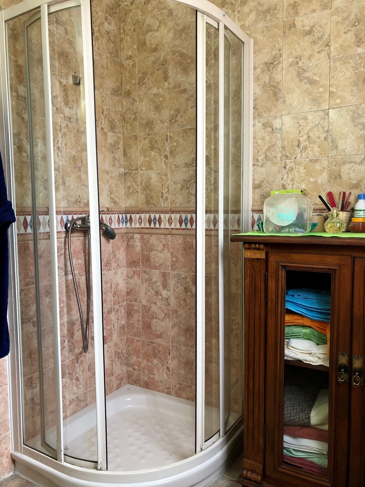 Apartament, Mieszkanie na środkowym piętrze w Malaga Hiszpania B C A C A D Eb Dd